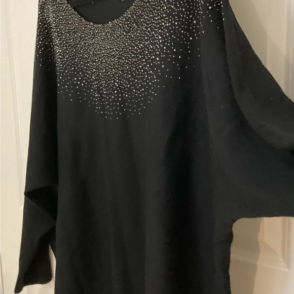 Gorgeous Warm Sparkling Size 3X Rhinestone Sweater TOP Flattering Long-Sleeves! - Picture 1 of 7